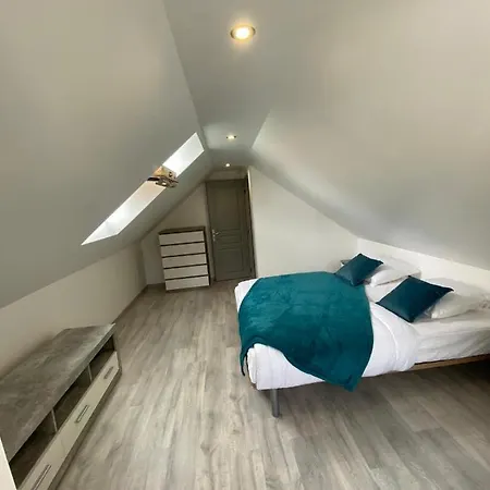 Hébergement de vacances Maison Individuelle à 2 1 Canapé Lit Wifi Gratuit Chanac