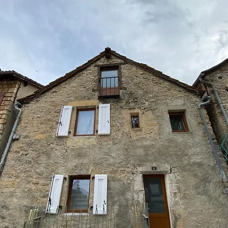 Maison Individuelle à 2 1 Canapé Lit Wifi Gratuit * Chanac